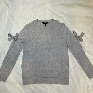 BCBGMAXAZRIA Sweater Gray Size S Cute sleeves